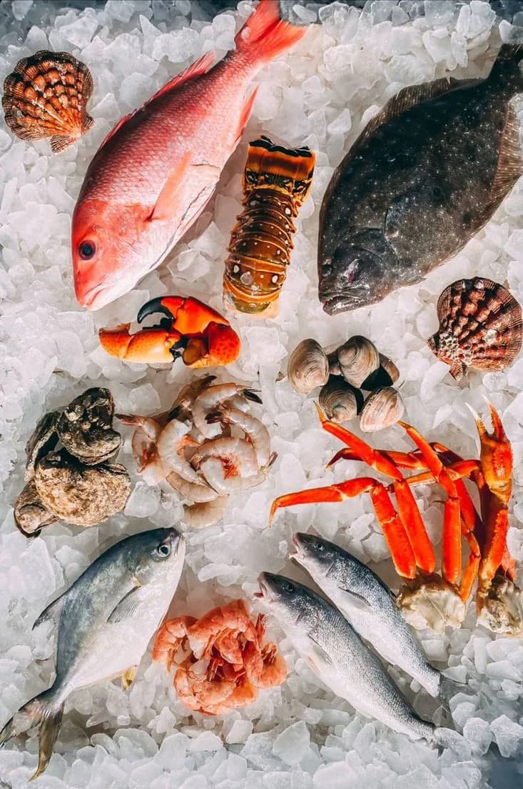 Рыба и морепродукты на льду